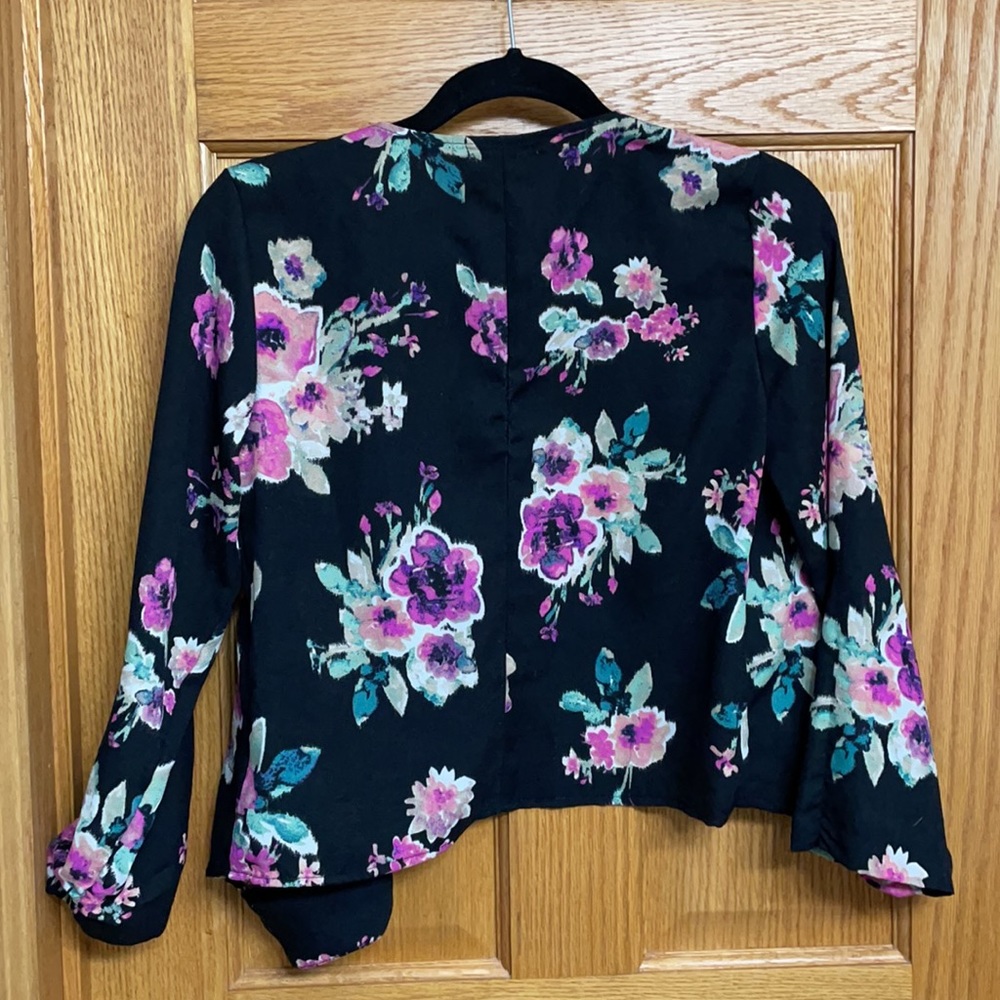 Blazer - Picture 5 of 8
